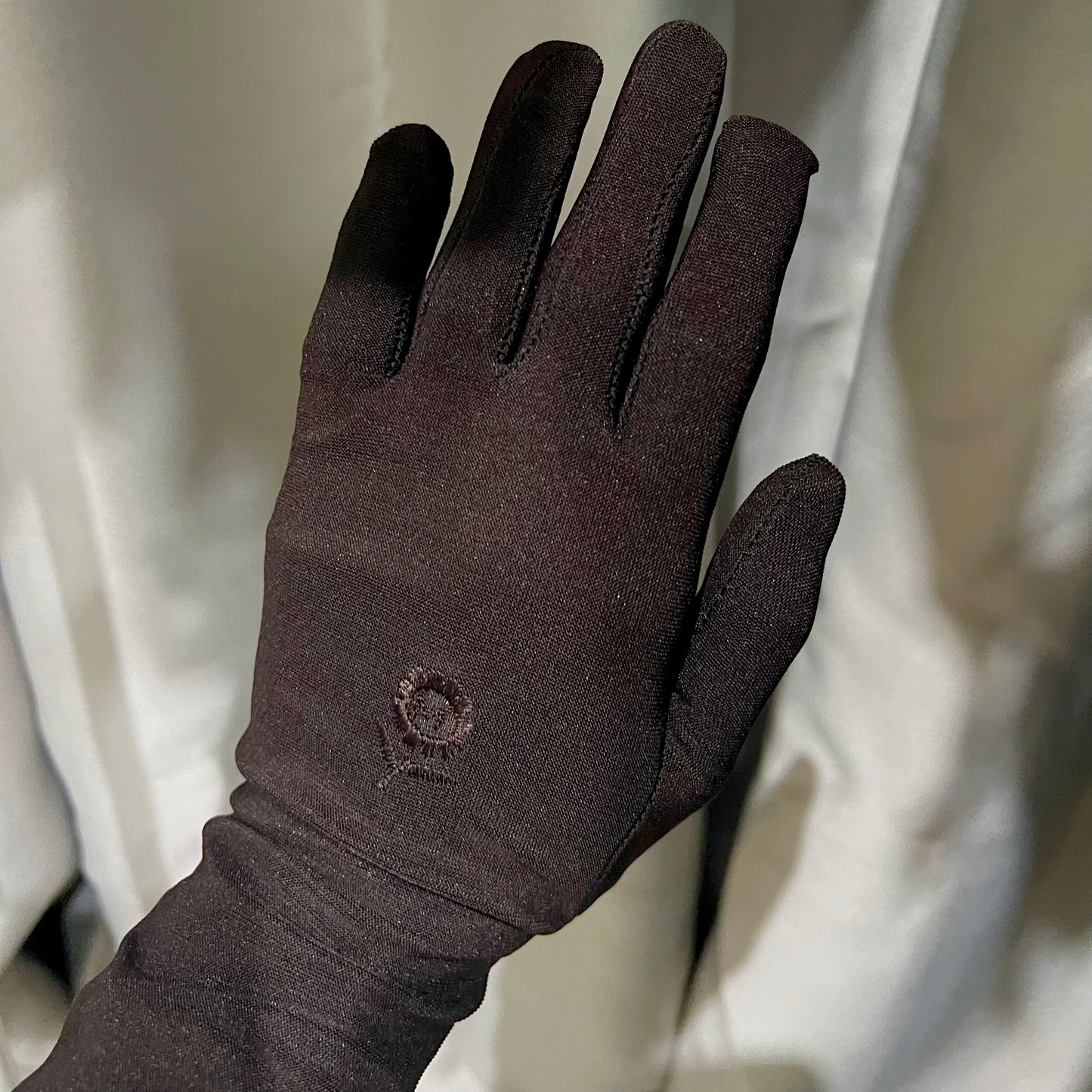 The Rose Gloves - 5 Colors